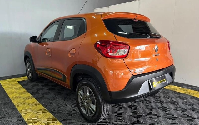 imagem-https://www.socarrao.com.br/sc-vehicle-images-prod/4450290/1793039903690-8580862_12_B_c605948fdd.jpeg