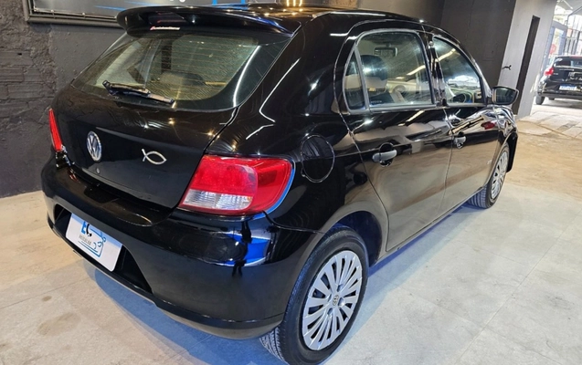 imagem-https://www.socarrao.com.br/sc-vehicle-images-prod/4450314/1793039971042-Ni1kODQxOTc4M2E0MTkyMzRlOWU2MWQ3OGU0Y2YyNDQ3MS5qcGc.jpg