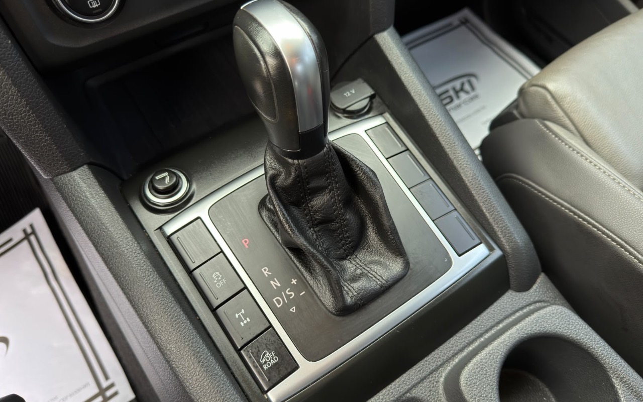 imagem-https://www.socarrao.com.br/sc-vehicle-images-prod/4450347/1793040149126-MThkYzhhY2UtODNkNi00ZTNkLTk1M2UtMmRhOWU0NDM4ZDkxLmpwZWc.jpeg