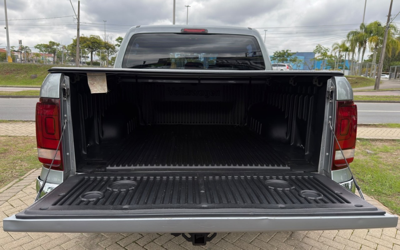 imagem-https://www.socarrao.com.br/sc-vehicle-images-prod/4450347/1793040149467-MTViNjE3MmItOTk1ZC00NTg5LWExMDEtNzhhNWIyNTNiZWQxLmpwZWc.jpeg