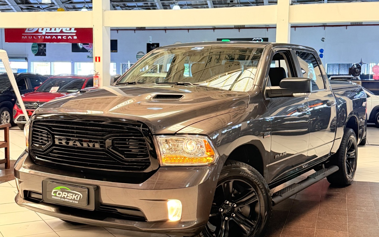 Ram Classic 2022 Cinza — foto 1 de 3