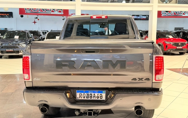 imagem-https://www.socarrao.com.br/sc-vehicle-images-prod/4450454/1793040511823-NTViOGYzZmYtMTA3Yy00ODQ4LTk1MjgtNjBjNzk2OTdjZmZmLmpwZWc.jpeg
