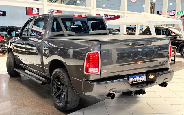imagem-https://www.socarrao.com.br/sc-vehicle-images-prod/4450454/1793040511890-YWIyMjc5MDItMWIwNC00YjU4LWE1ZGItNGQwNjg3ZWQ2OWYxLmpwZWc.jpeg