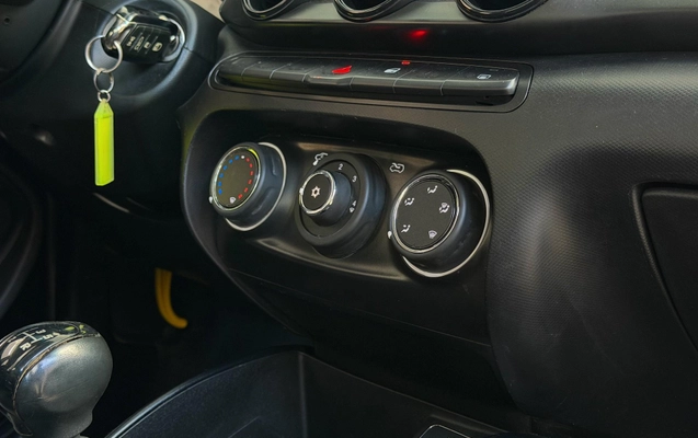 imagem-https://www.socarrao.com.br/sc-vehicle-images-prod/4450537/1793041324316-3b368af2303447ad89888aeb18bd7ce0_1793041300799.jpg