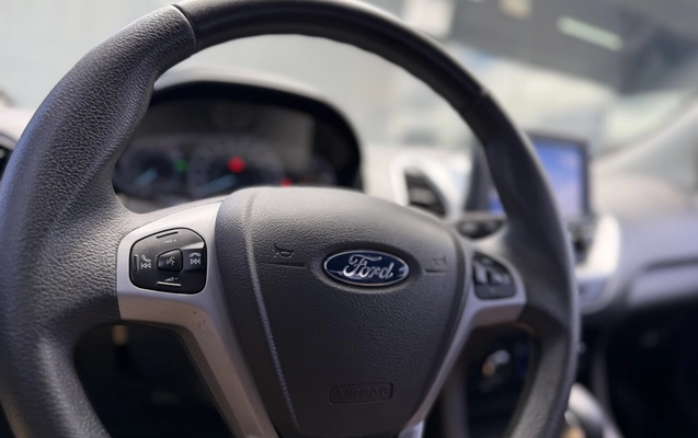 imagem-https://www.socarrao.com.br/sc-vehicle-images-prod/4450654/1793041669525-1_015711.jpg