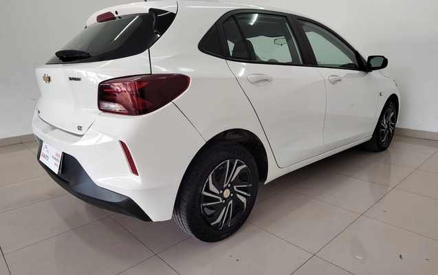 imagem-https://www.socarrao.com.br/sc-vehicle-images-prod/4450702/1793041920069-defbe6d8d4aa4777b186087e94f4c828_1793041859638.jpg