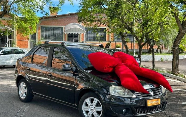 imagem-https://www.socarrao.com.br/sc-vehicle-images-prod/4450711/1793042318145-8598636_13_B_a6a74f631d.jpeg