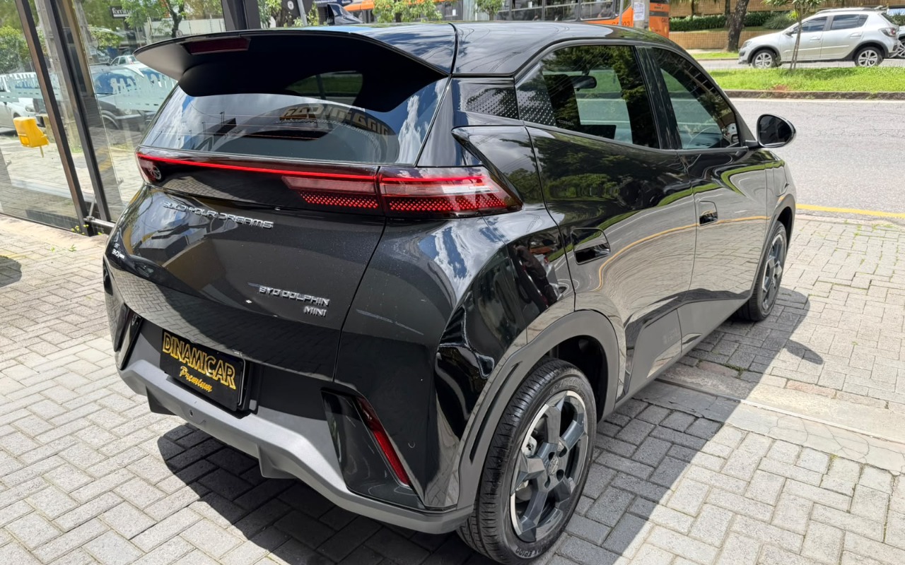 imagem-https://www.socarrao.com.br/sc-vehicle-images-prod/4450727/1793042138166-My5qcGVn.jpeg