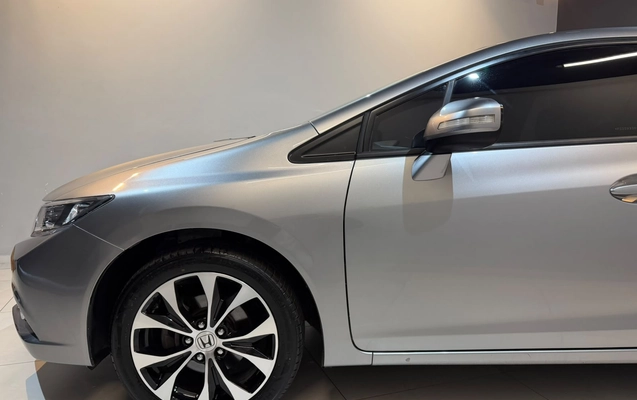 imagem-https://www.socarrao.com.br/sc-vehicle-images-prod/4450790/1793042601333-003_e8214314cbac181ce66c286c3bb2434c.jpg