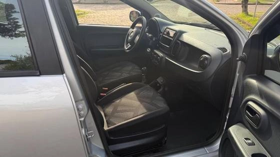 imagem-https://www.socarrao.com.br/sc-vehicle-images-prod/4450796/1793042641874-fiat-mobi-1.0-evo-flex-like.-manual-wmimagem14581787866.jpg