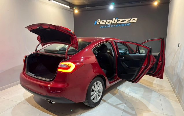 imagem-https://www.socarrao.com.br/sc-vehicle-images-prod/4450797/1793042642990-003_b77bc67be59b5f1ba8f353d6c496cd09.jpg