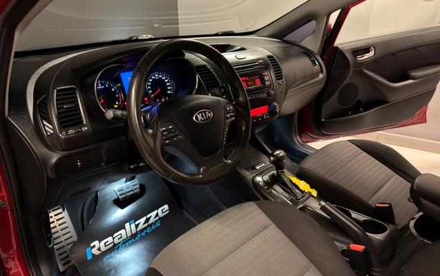 imagem-https://www.socarrao.com.br/sc-vehicle-images-prod/4450797/1793042642994-003_8ae81aa6b48cf582b856311237ea8002.jpg