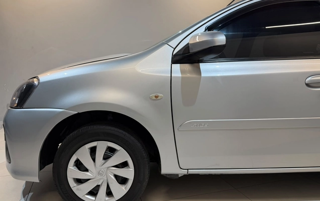 imagem-https://www.socarrao.com.br/sc-vehicle-images-prod/4450844/1793042759963-003_7aefbfba8f8fc72f06b469b4e32c4f4f.jpg