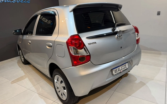 imagem-https://www.socarrao.com.br/sc-vehicle-images-prod/4450844/1793042759968-003_362ac18f33b4a59fbdd160739d7cb3a4.jpg