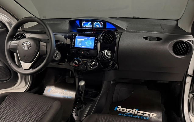 imagem-https://www.socarrao.com.br/sc-vehicle-images-prod/4450844/1793042759980-003_0eed2b9b839e523fa48d155247e88ec2.jpg