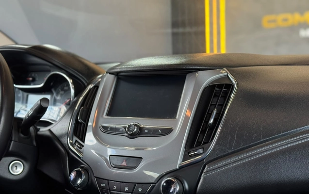 imagem-https://www.socarrao.com.br/sc-vehicle-images-prod/4450886/1793043077457-003_0c6574db4edc0cd4feec1fb088a8dec3.jpg