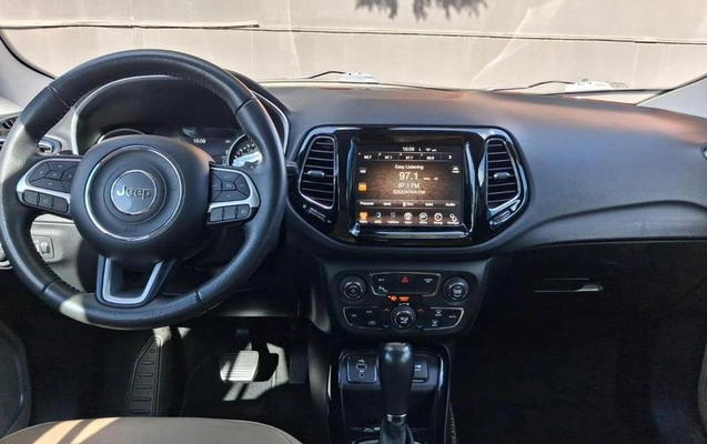 imagem-https://www.socarrao.com.br/sc-vehicle-images-prod/4450916/1793043664203-8607647_3_B_06dd1961c5.jpeg