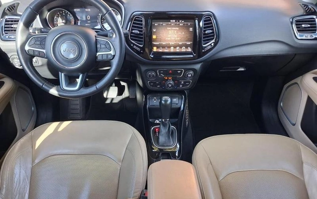 imagem-https://www.socarrao.com.br/sc-vehicle-images-prod/4450916/1793043664204-8607647_2_B_2d84f7f720.jpeg