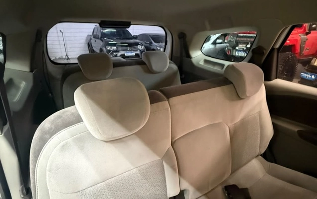 imagem-https://www.socarrao.com.br/sc-vehicle-images-prod/4450917/1793043352328-lsKsLK4kMgAAZVl4tb5kVbeGWvVl5U0v.jpg