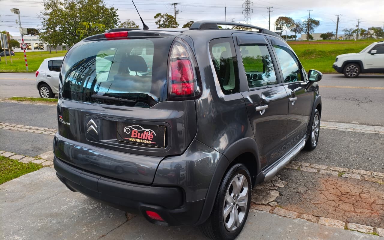 imagem-https://www.socarrao.com.br/sc-vehicle-images-prod/4451027/1793118927674-V2hhdHNBcHAgSW1hZ2UgMjAyNi0xMC0yNyBhdCAxMy4xNS4xNyAoMSkuanBlZw.jpeg