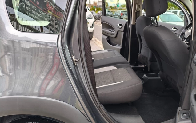 imagem-https://www.socarrao.com.br/sc-vehicle-images-prod/4451027/1793118928486-V2hhdHNBcHAgSW1hZ2UgMjAyNi0xMC0yNyBhdCAxMy4xNS4xNS5qcGVn.jpeg