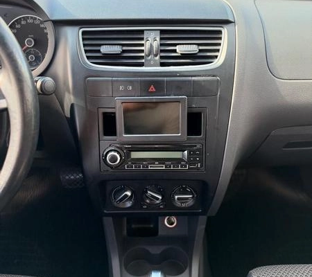 imagem-https://www.socarrao.com.br/sc-vehicle-images-prod/4451154/1793044340960-8594248_9_B_af8508104e.jpeg