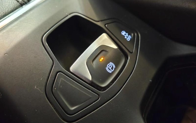 imagem-https://www.socarrao.com.br/sc-vehicle-images-prod/4451158/1793052813835-8606569_15_B_23310b06c0.jpeg