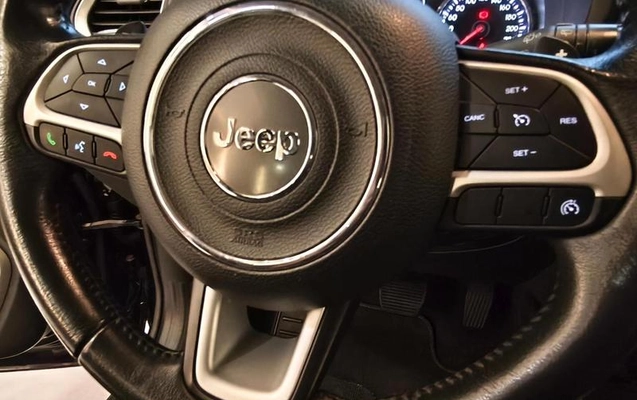 imagem-https://www.socarrao.com.br/sc-vehicle-images-prod/4451158/1793052813845-8606569_17_B_219c8f697f.jpeg