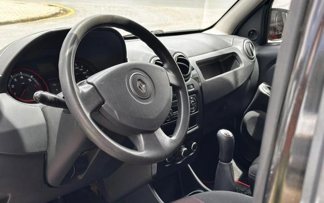 imagem-https://www.socarrao.com.br/sc-vehicle-images-prod/4451167/1793046696132-8606657_17_B_edce4444bf.jpeg