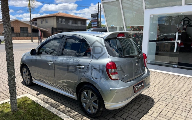 imagem-https://www.socarrao.com.br/sc-vehicle-images-prod/4451177/1793044059070-9bdf91c9ab214c59802ba7d8ff733662_1793040831180.jpg