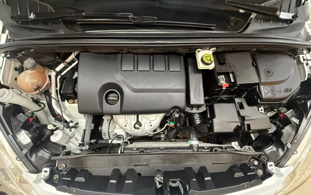 imagem-https://www.socarrao.com.br/sc-vehicle-images-prod/4451237/1793044478758-1W8mrNFazMuDaZRV8zW6cA4bdmrFDrkf.jpg