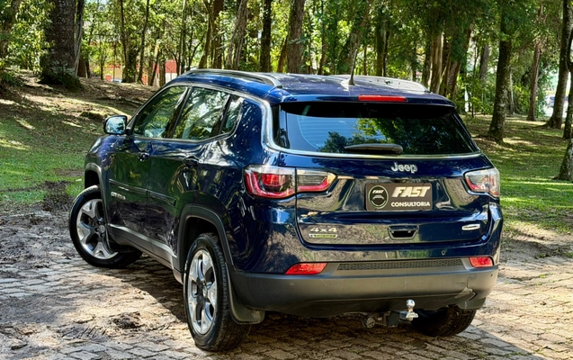 imagem-https://www.socarrao.com.br/sc-vehicle-images-prod/4451252/1793119108329-cdd11d13-0324-42cc-aad1-36556db93a1e.jpg