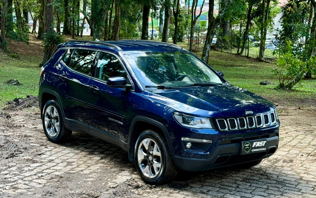 imagem-https://www.socarrao.com.br/sc-vehicle-images-prod/4451252/1793119108334-d9955c3a-1155-4f01-a9a0-f5c624a9ec5d.jpg