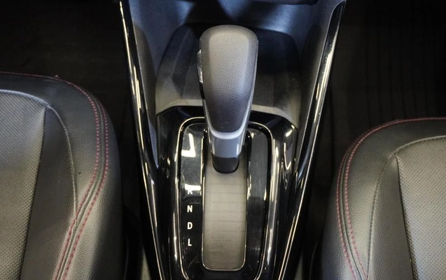 imagem-https://www.socarrao.com.br/sc-vehicle-images-prod/4451324/1793044745069-8428770_12_B_73748e382b.jpeg