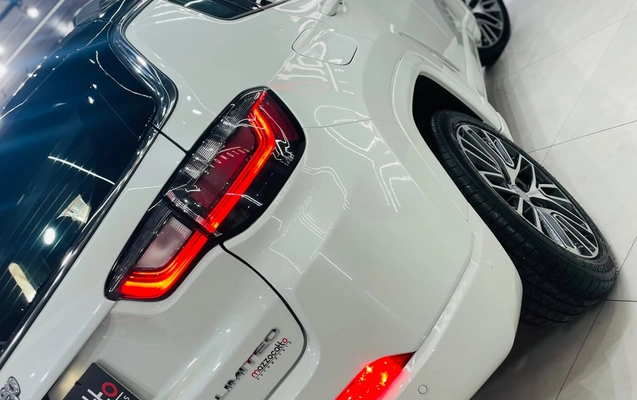 imagem-https://www.socarrao.com.br/sc-vehicle-images-prod/4451370/1793045064815-003_048830fbc1022316b0fe444fb9eae419.jpg