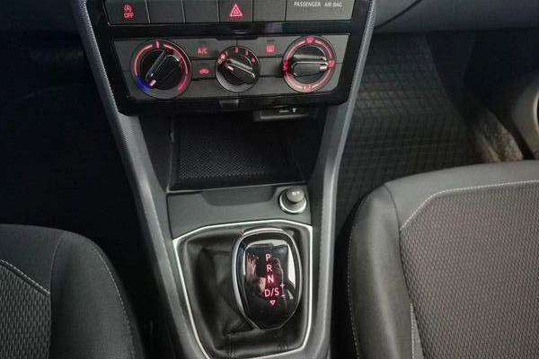 imagem-https://www.socarrao.com.br/sc-vehicle-images-prod/4451371/1793045075553-8607864_6_B_5d298a722f.jpeg
