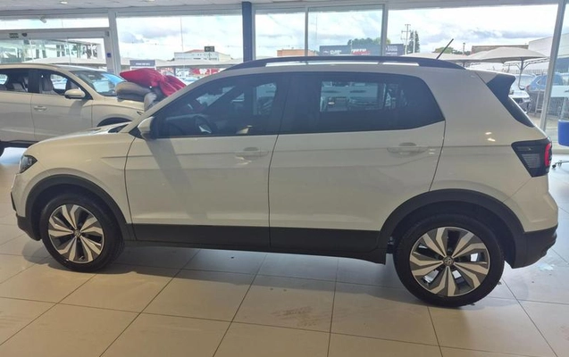 imagem-https://www.socarrao.com.br/sc-vehicle-images-prod/4451371/1793045075556-8607864_14_B_ded2d7dced.jpeg