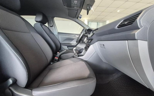 imagem-https://www.socarrao.com.br/sc-vehicle-images-prod/4451371/1793045075572-8607864_9_B_8c67073173.jpeg