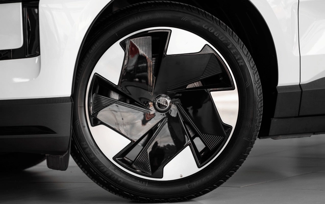 imagem-https://www.socarrao.com.br/sc-vehicle-images-prod/4451518/1793106550463-ae8279ef-1252-43d0-8d0f-0ec966fc4d8a.jpg