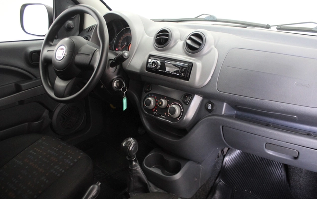 imagem-https://www.socarrao.com.br/sc-vehicle-images-prod/4451595/1793046225995-9_052314.jpg