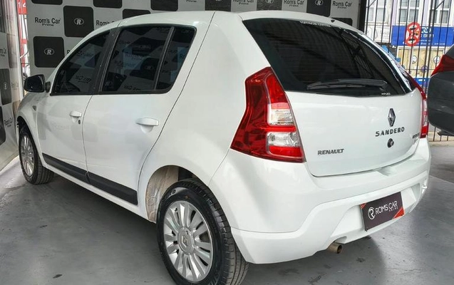 imagem-https://www.socarrao.com.br/sc-vehicle-images-prod/4451724/1793046579061-8552891_12_B_977de098e7.jpeg