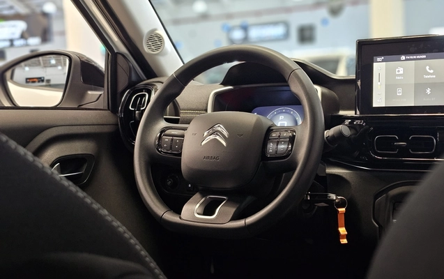 imagem-https://www.socarrao.com.br/sc-vehicle-images-prod/4451751/1793046833825-1_060036.jpg
