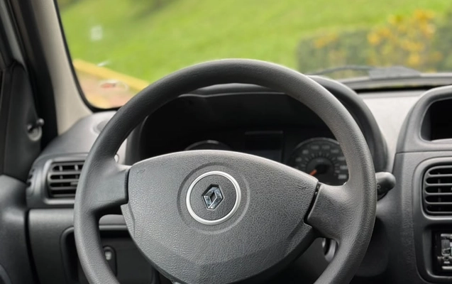 imagem-https://www.socarrao.com.br/sc-vehicle-images-prod/4451757/1793046861114-003_f47b9a9a8a3137cce55ebfdaf3a683f4.jpg