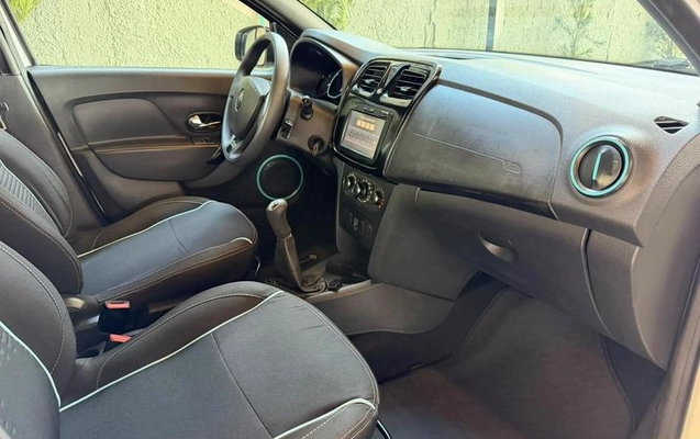 imagem-https://www.socarrao.com.br/sc-vehicle-images-prod/4451797/1793047179622-8589256_11_B_dd21d627bb.jpeg