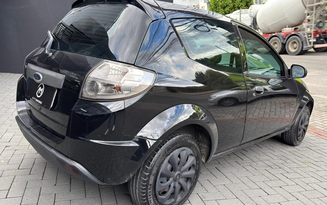 imagem-https://www.socarrao.com.br/sc-vehicle-images-prod/4451808/1793047243214-eae80762-37f0-c399-4f88-3a248c1de633.jpg