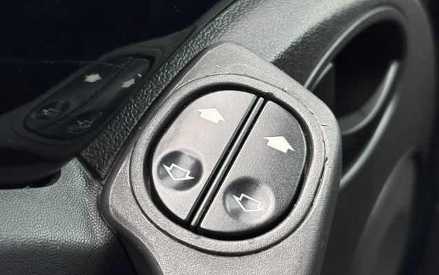 imagem-https://www.socarrao.com.br/sc-vehicle-images-prod/4451808/1793047243224-4ca9bcb5-b1b1-1dd3-f5f4-3a248c1de643.jpg