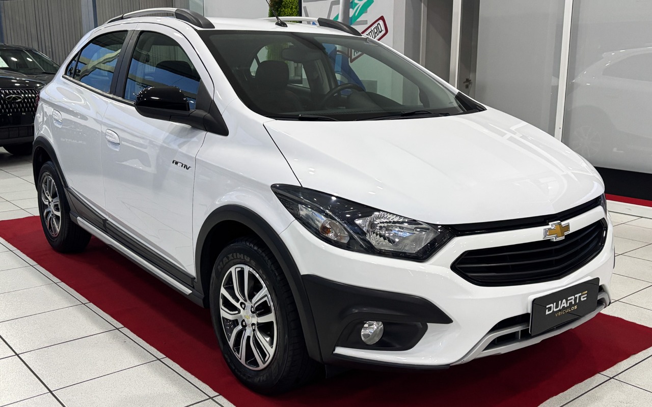 Chevrolet Onix 2017 Branco — foto 1 de 3