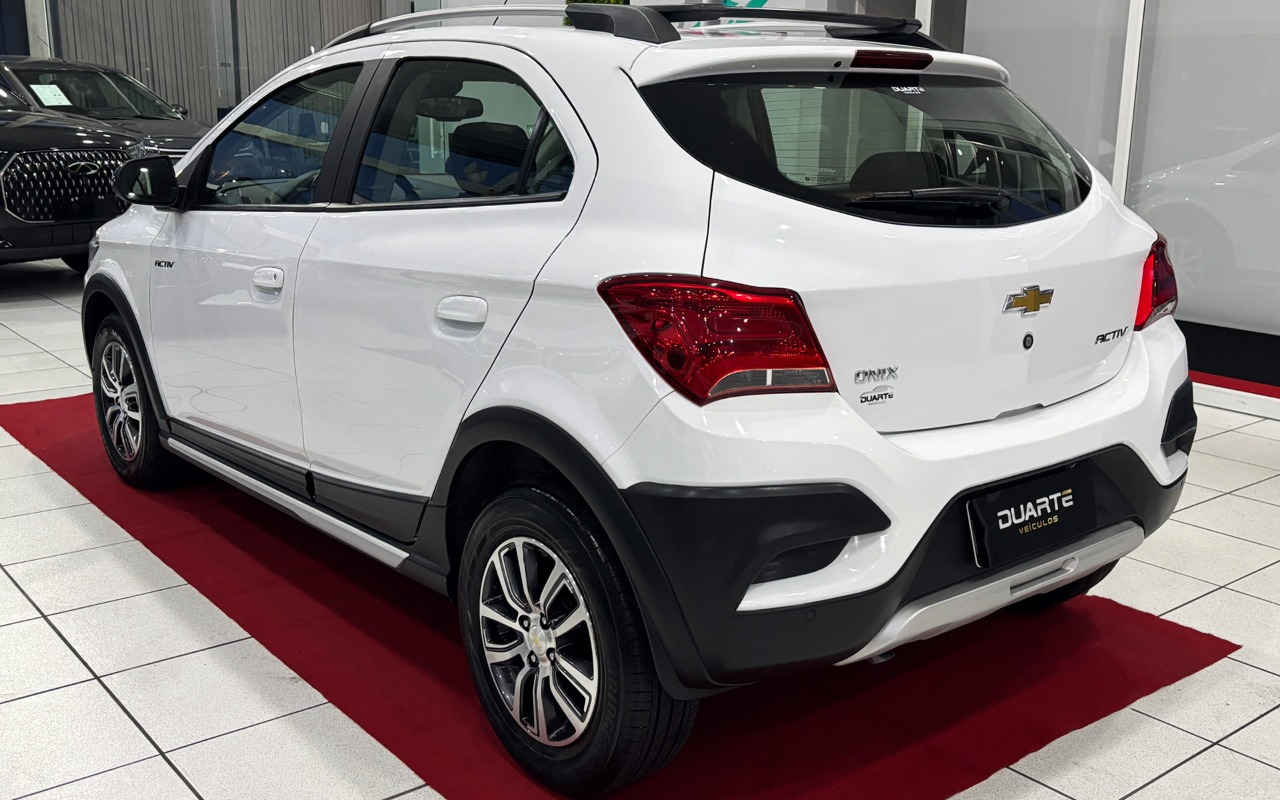 imagem-https://www.socarrao.com.br/sc-vehicle-images-prod/4451841/1793047510901-MDA2LmpwZw.jpg