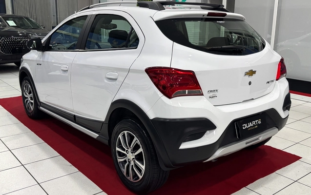 imagem-https://www.socarrao.com.br/sc-vehicle-images-prod/4451841/1793047510901-MDA2LmpwZw.jpg