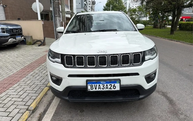imagem-https://www.socarrao.com.br/sc-vehicle-images-prod/4451846/1793047553918-1_054023.jpg